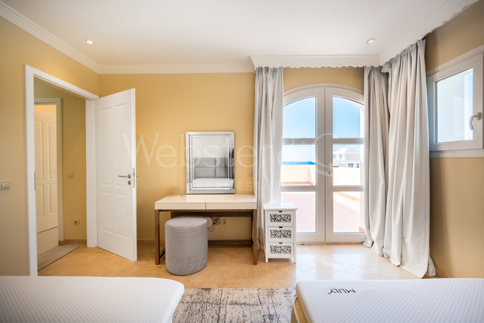 Villa Nazarí – Elegancia Mediterránea, Estepona