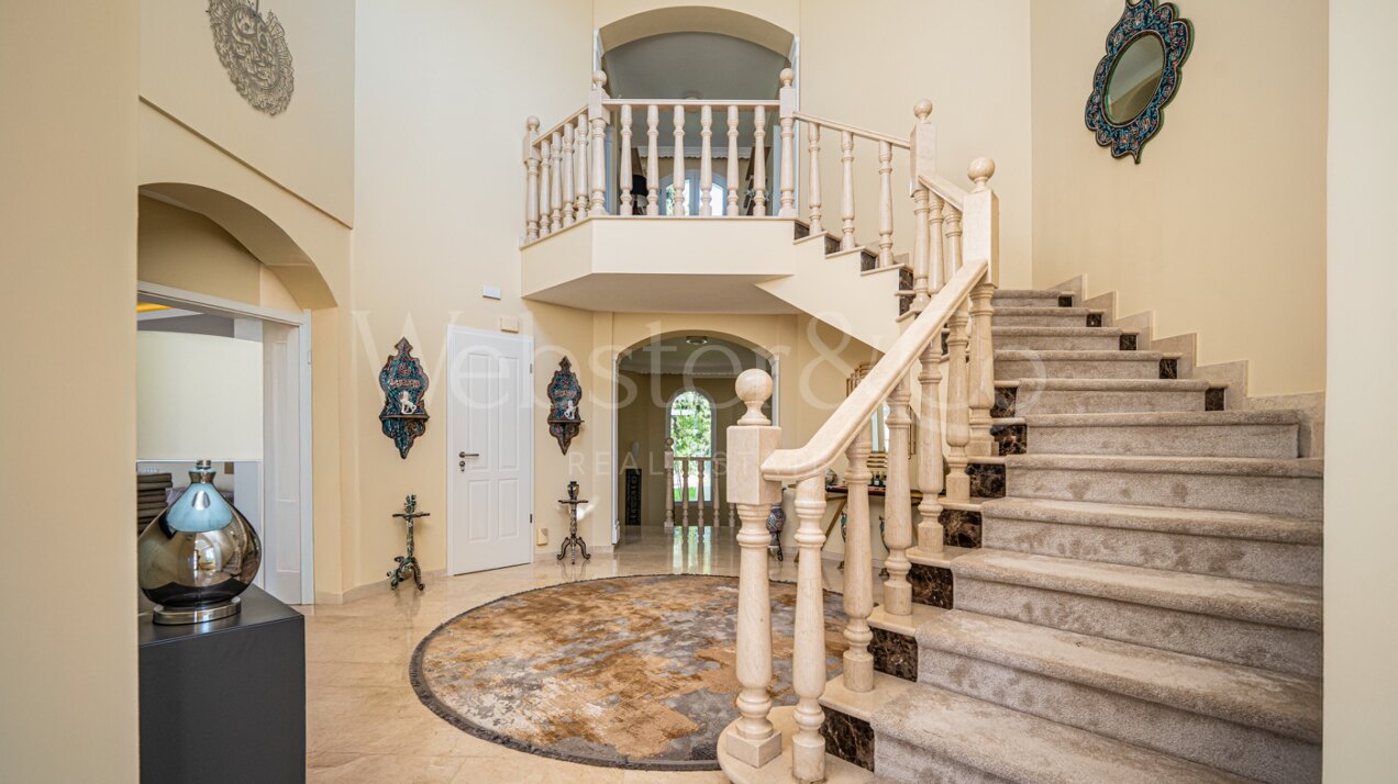 Villa Nazarí - Mediterranean Elegance, Estepona