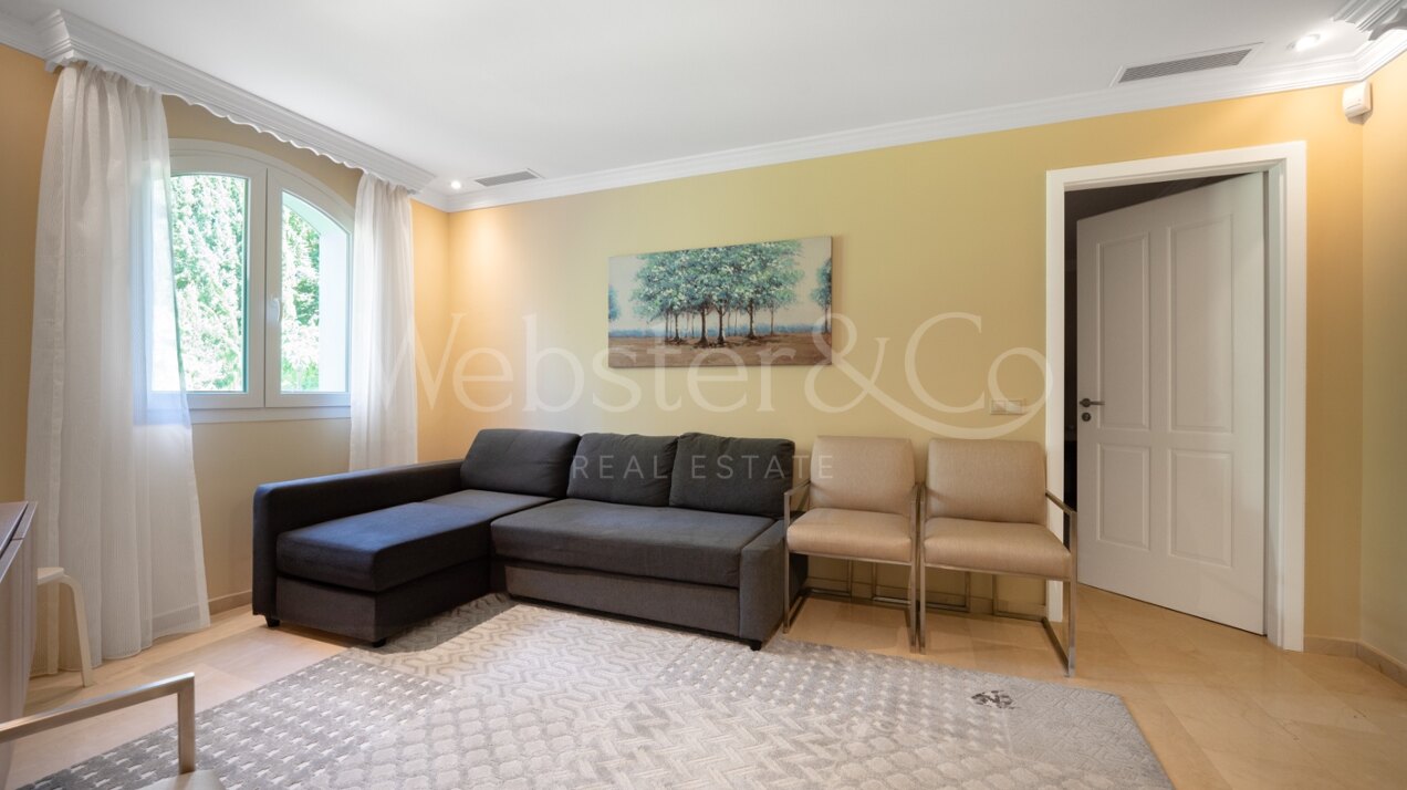 Villa Nazarí - Mediterranean Elegance, Estepona