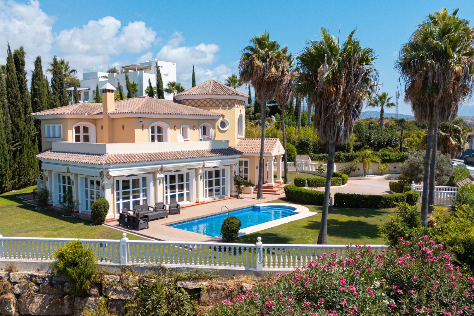 Remarkable Andalusian villa offers a life of luxury