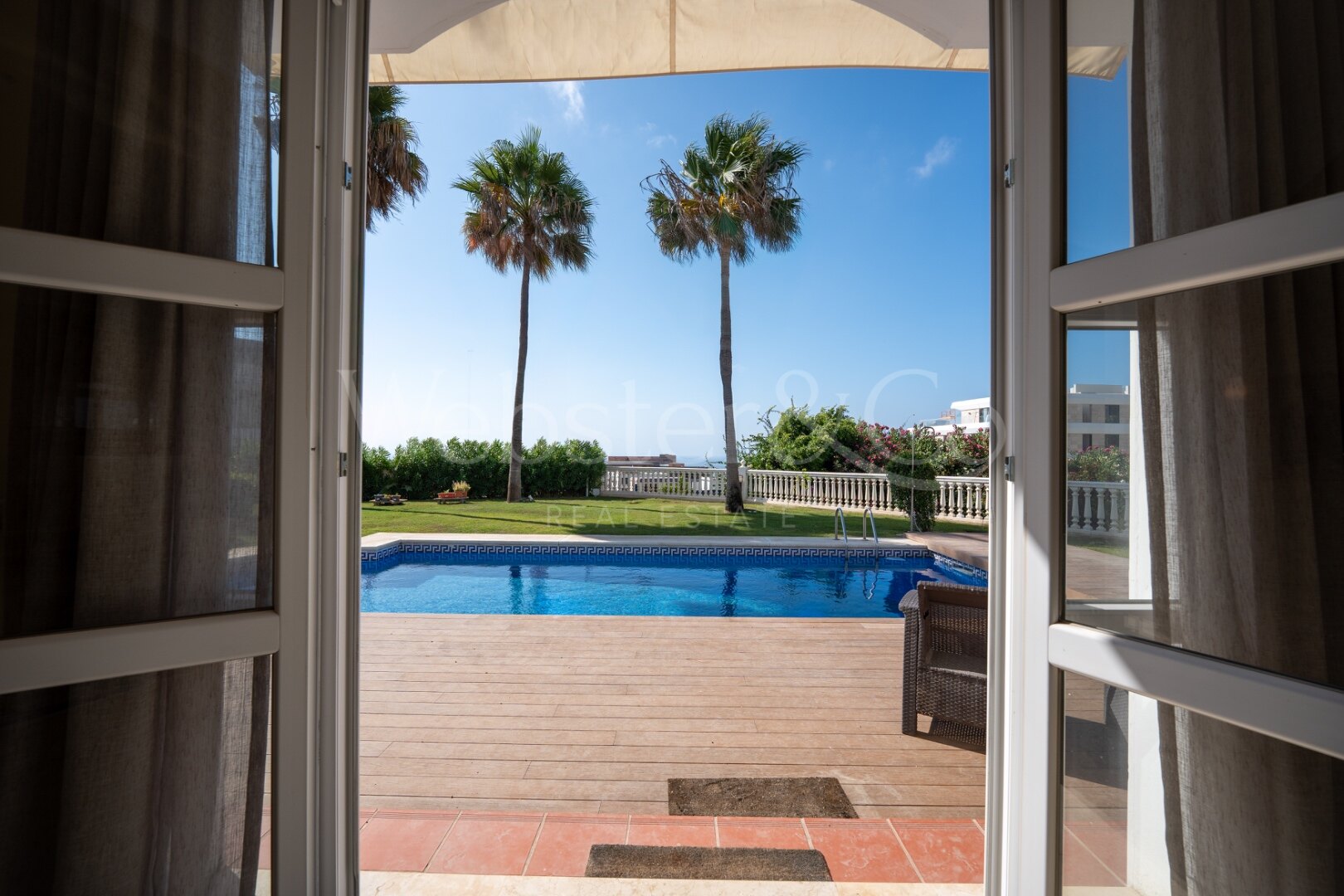 Villa Nazarí – Elegancia Mediterránea, Estepona