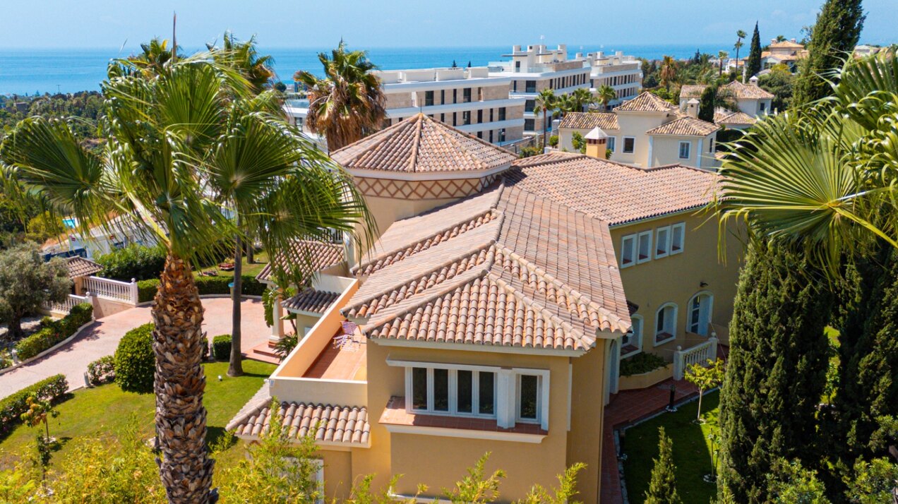 Remarkable Andalusian villa offers a life of luxury