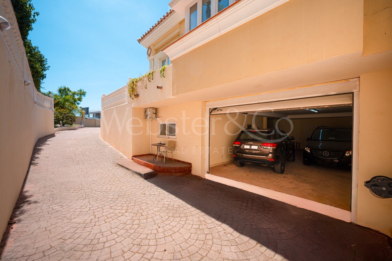 Villa Nazarí – Elegancia Mediterránea, Estepona