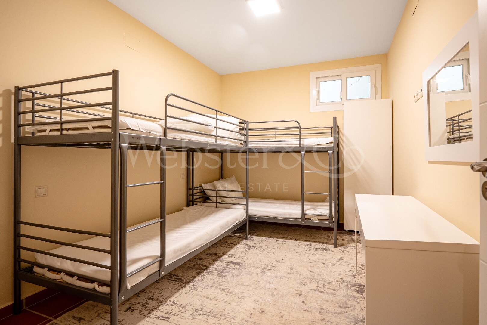 Villa Nazarí – Elegancia Mediterránea, Estepona