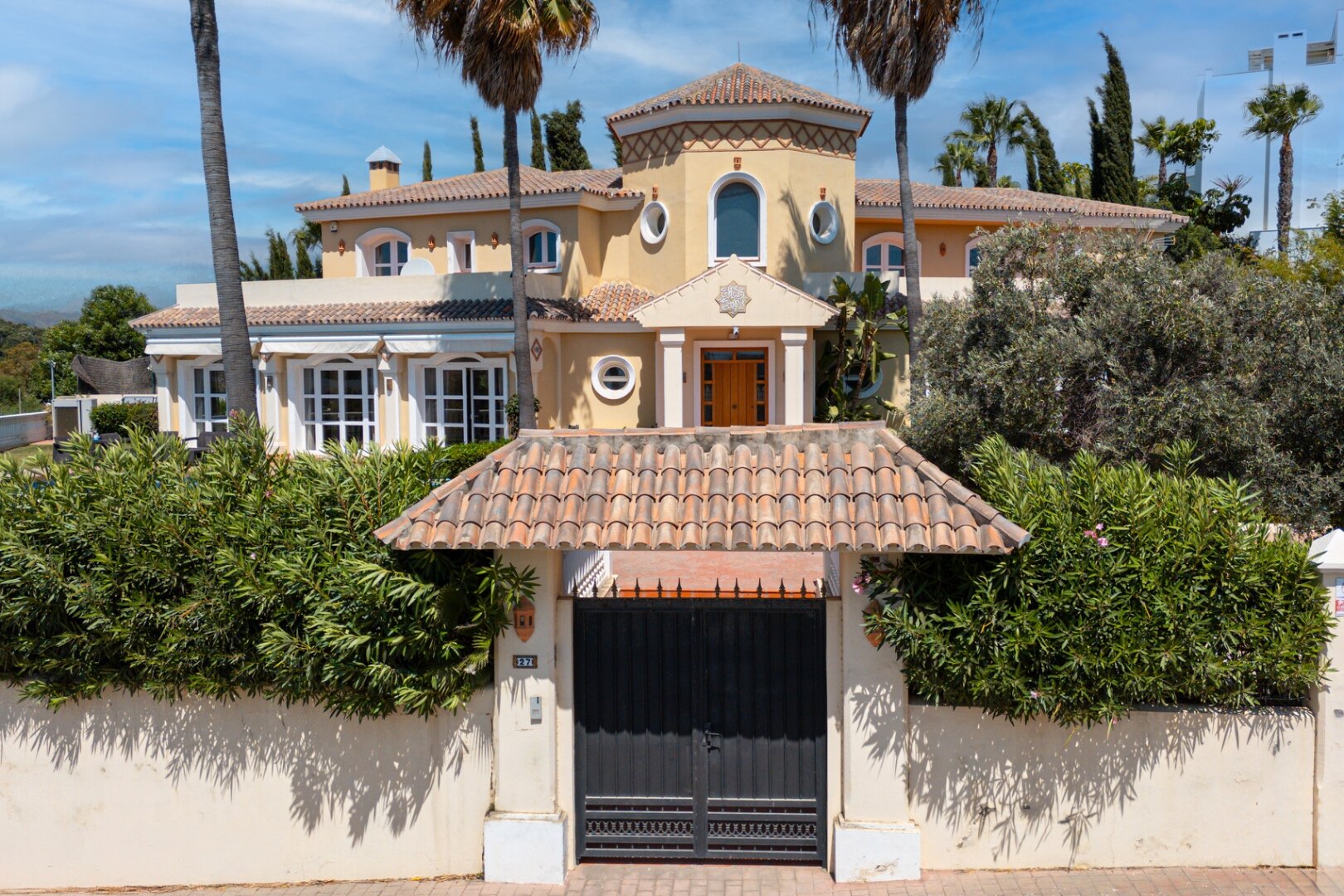 Remarkable Andalusian villa offers a life of luxury