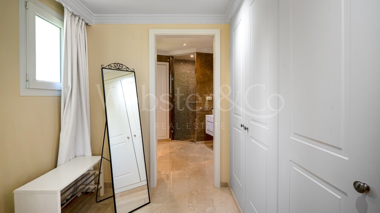 Villa Nazarí - Mediterranean Elegance, Estepona