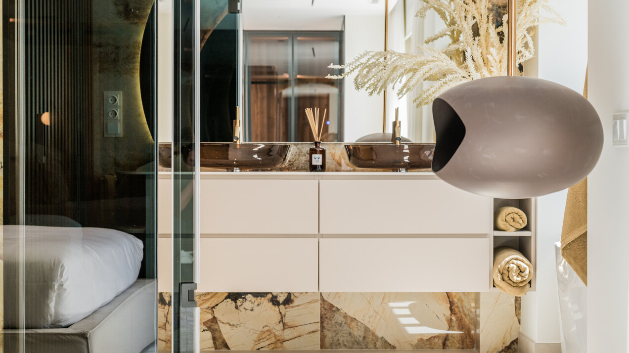 Dazzling 3 bed apartment is epitome of luxury