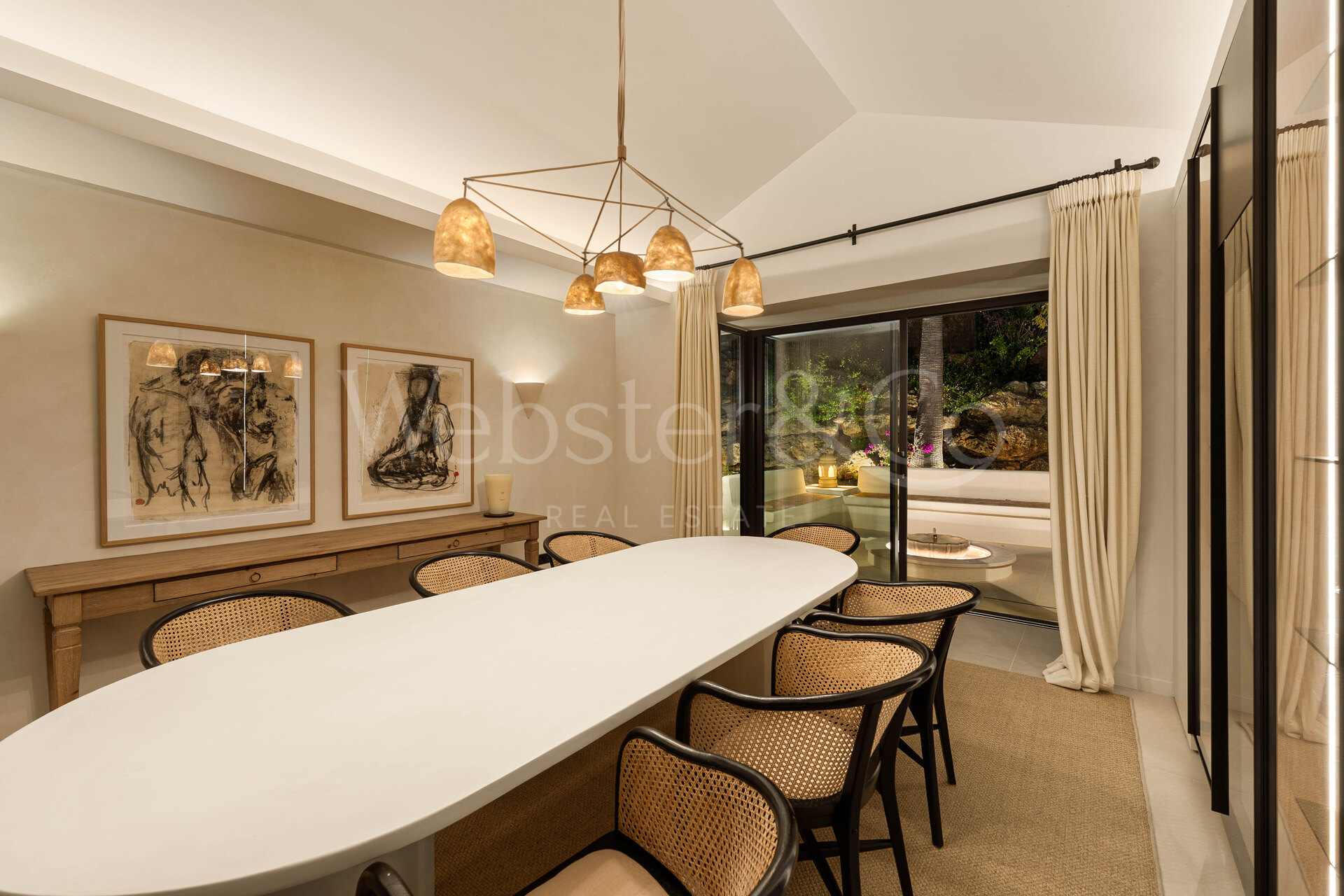 Exquisite single-level villa in renowned Golf Valley