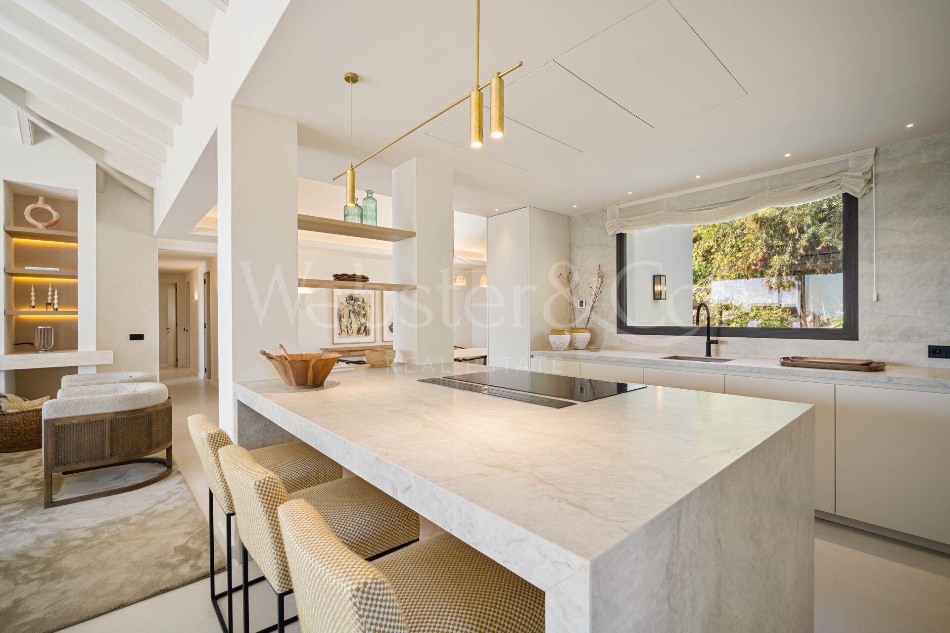 Exquisite single-level villa in renowned Golf Valley