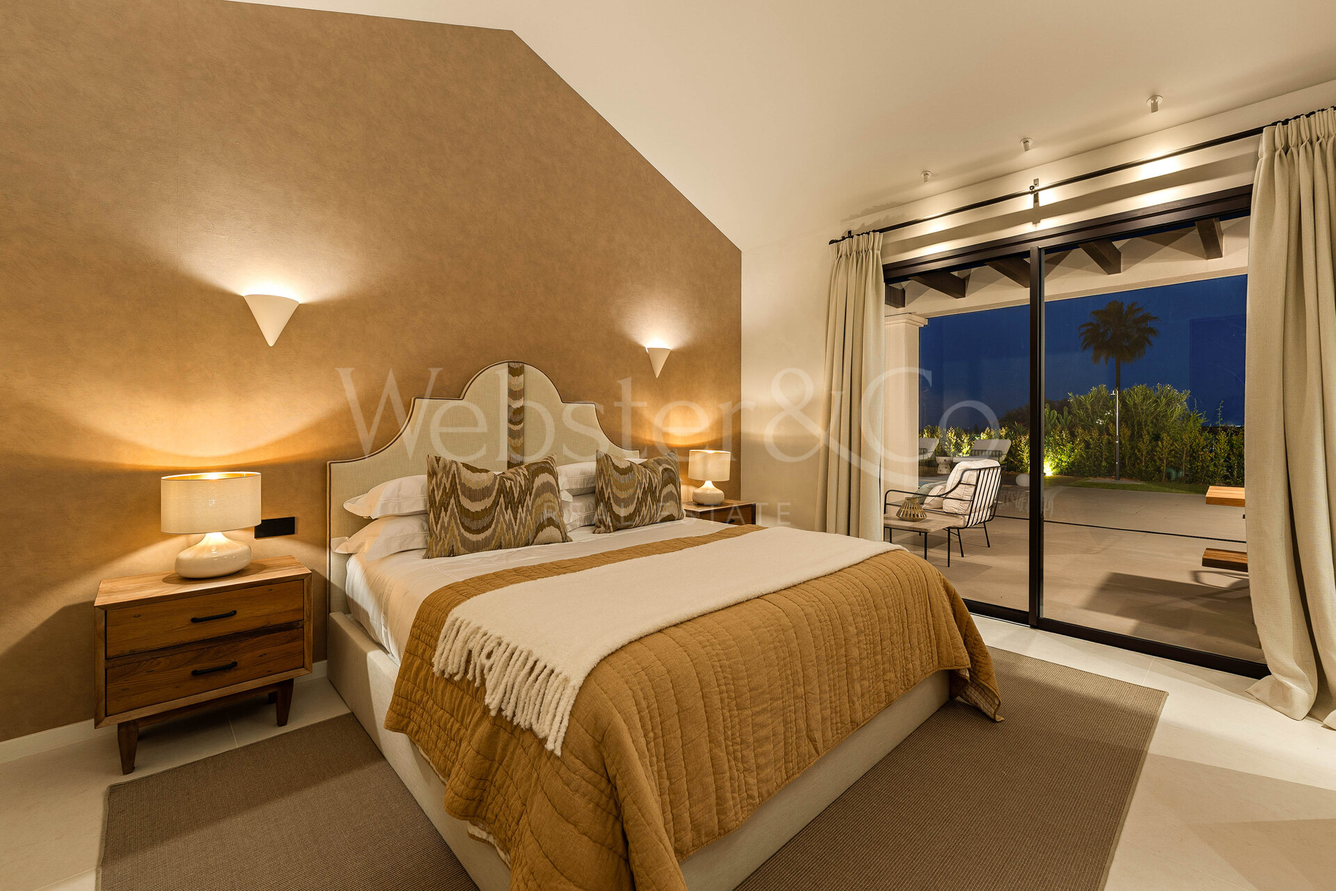 Exquisite single-level villa in renowned Golf Valley