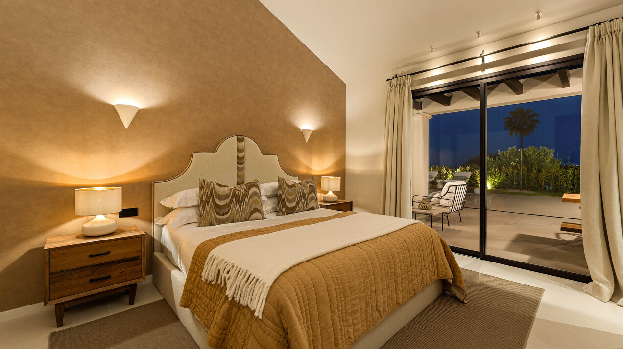 Exquisite single-level villa in renowned Golf Valley