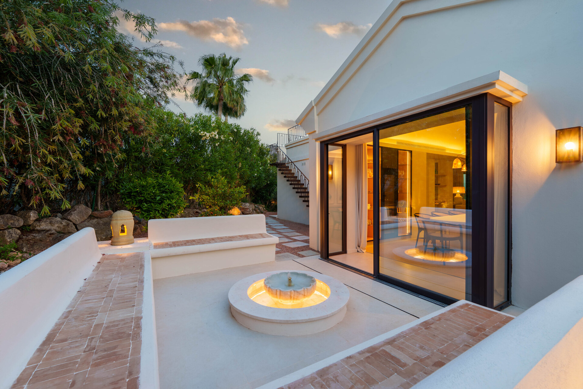 Exquisite single-level villa in renowned Golf Valley