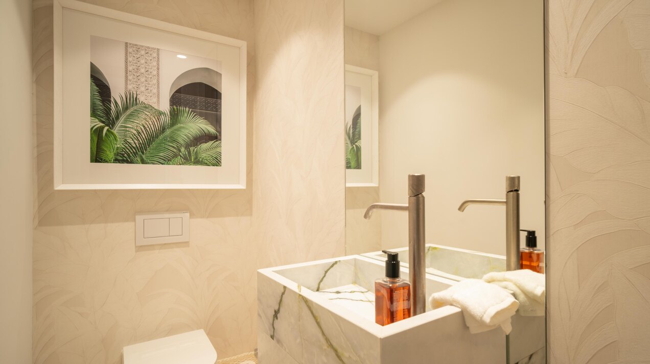 Impeccable Puente Romano apartment embodies luxury