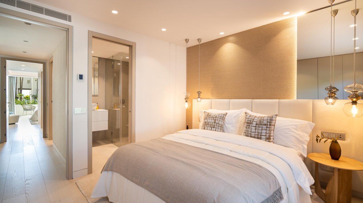 Impeccable Puente Romano apartment embodies luxury