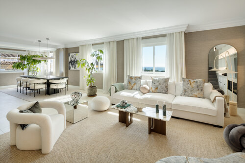 Fantastic duplex penthouse with panoramic views