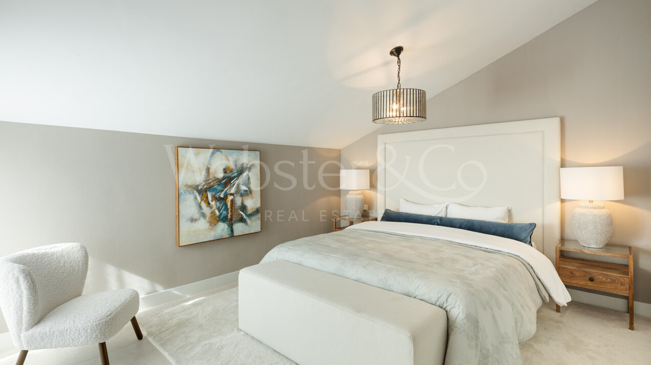 Fantastic duplex penthouse with panoramic views