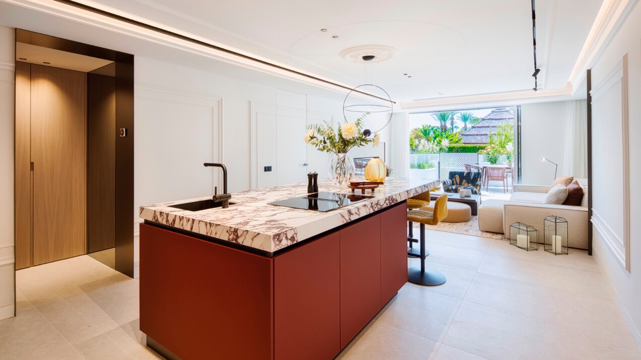 Contemporary beachside living at the Puente Romano