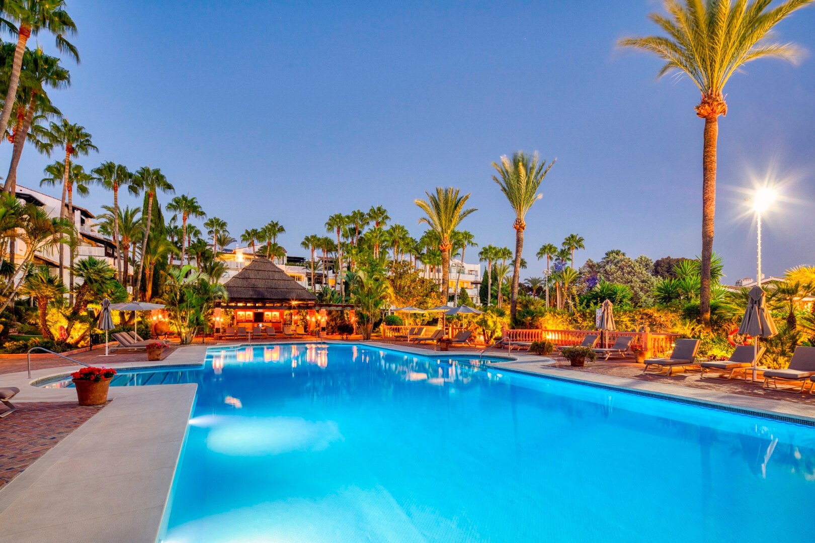 Contemporary beachside living at the Puente Romano