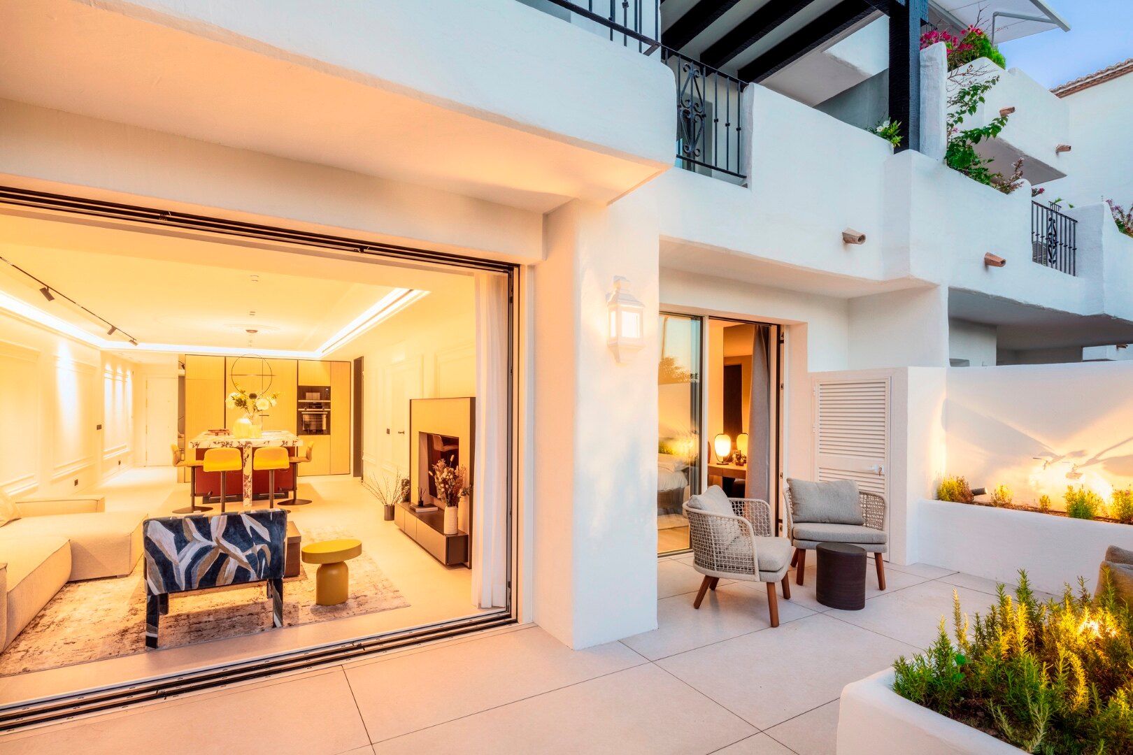 Contemporary beachside living at the Puente Romano