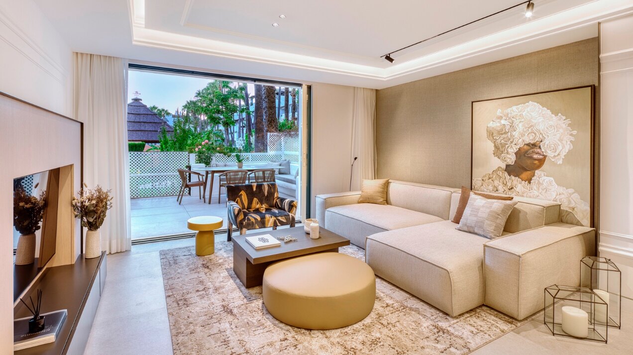 Contemporary beachside living at the Puente Romano