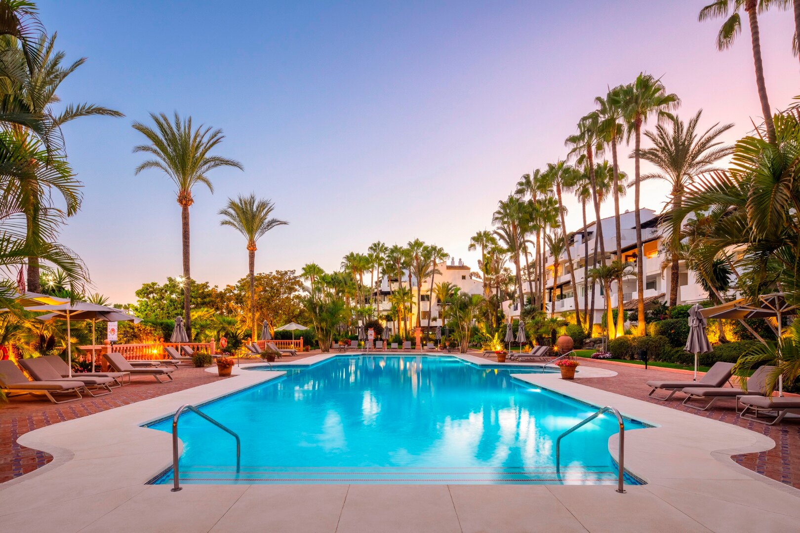 Contemporary beachside living at the Puente Romano