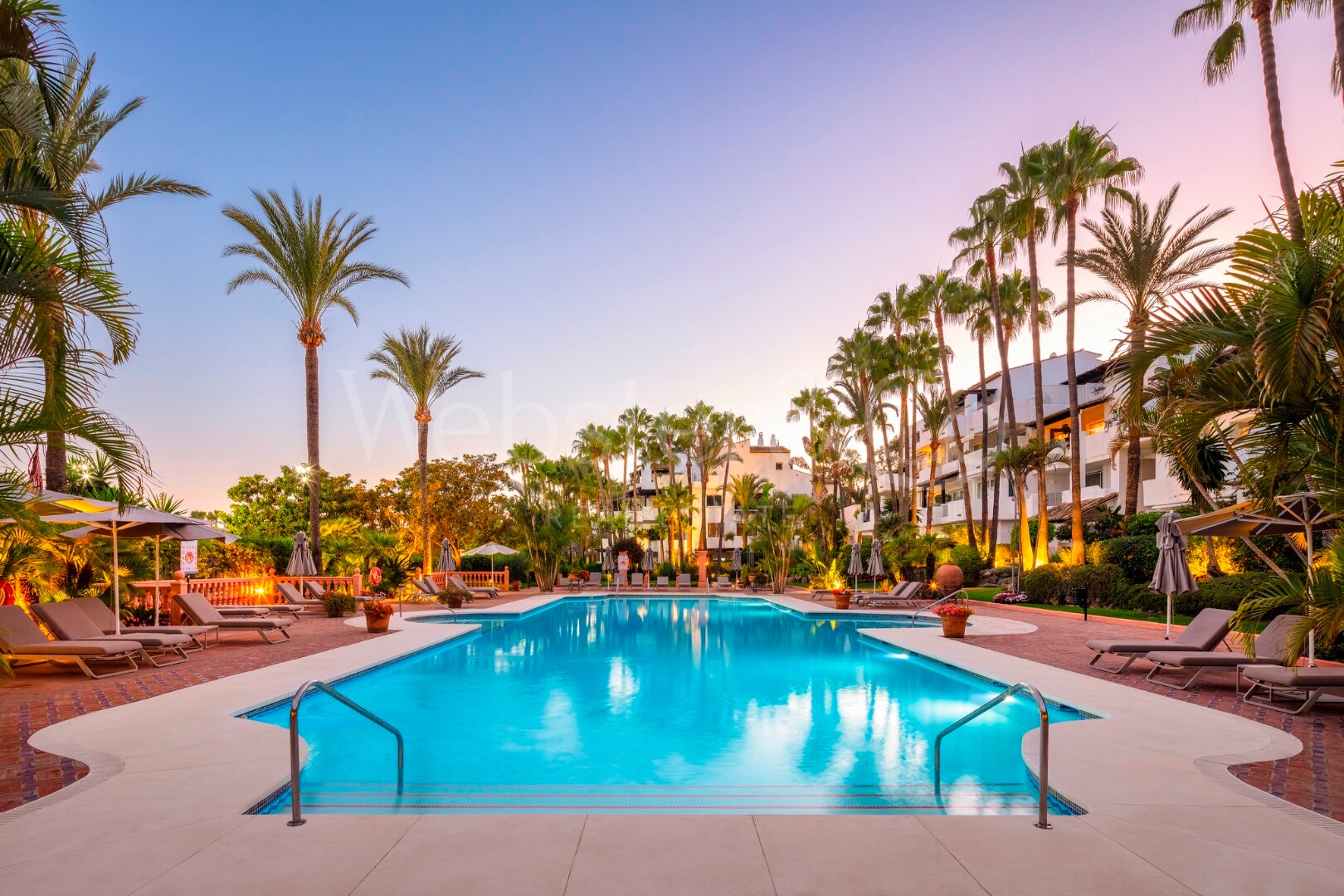 Contemporary beachside living at the Puente Romano