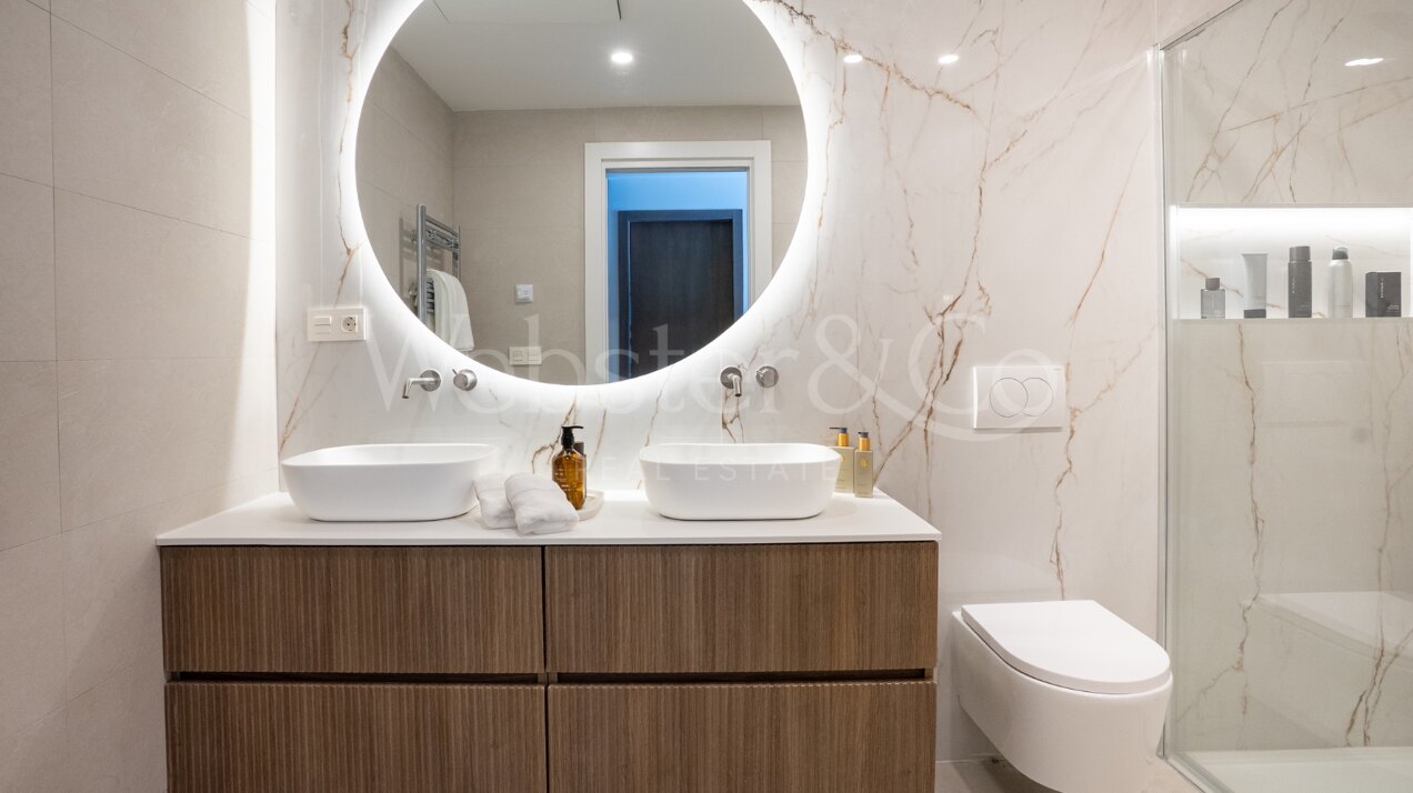 Penthouse Hideaway - Perfect Duplex, Nueva Andalucia