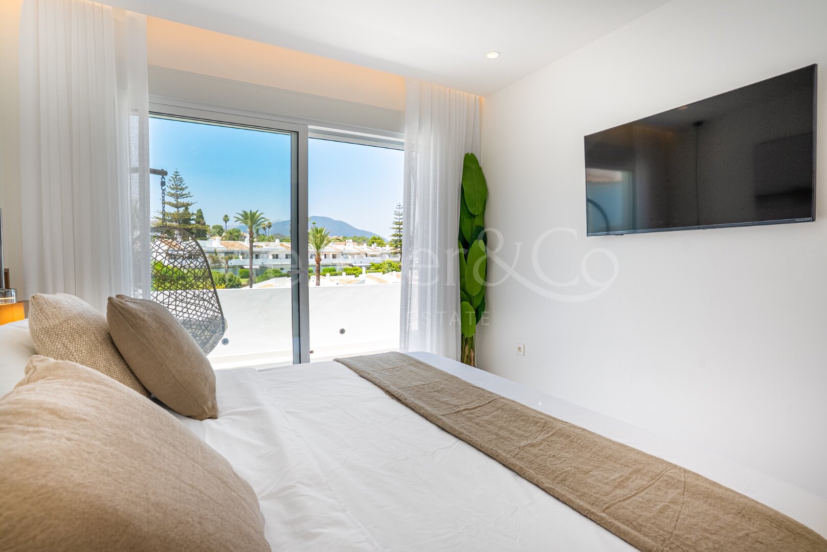 Penthouse Hideaway – Dúplex Perfecto en Nueva Andalucía