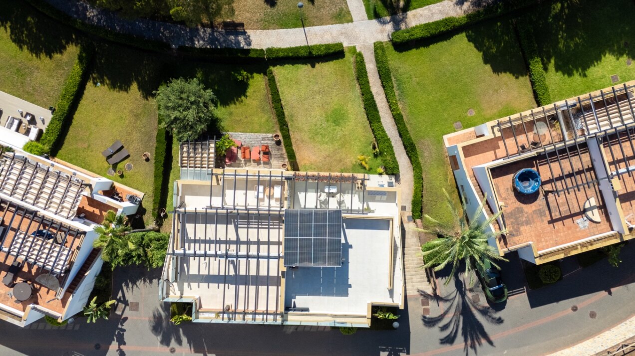 Townhouse offers luxury Mediterranean living in Marbella