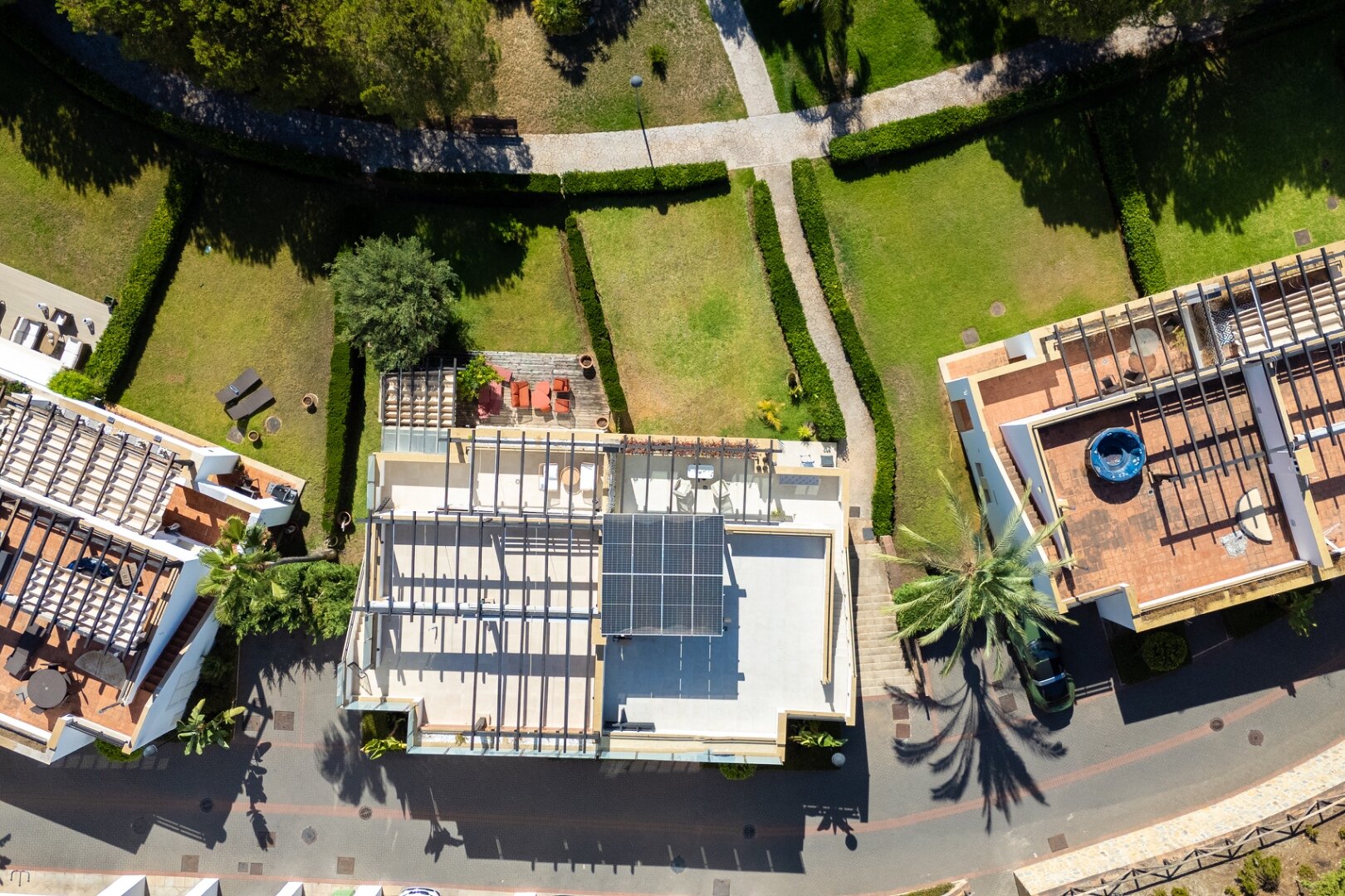 Townhouse offers luxury Mediterranean living in East Marbella