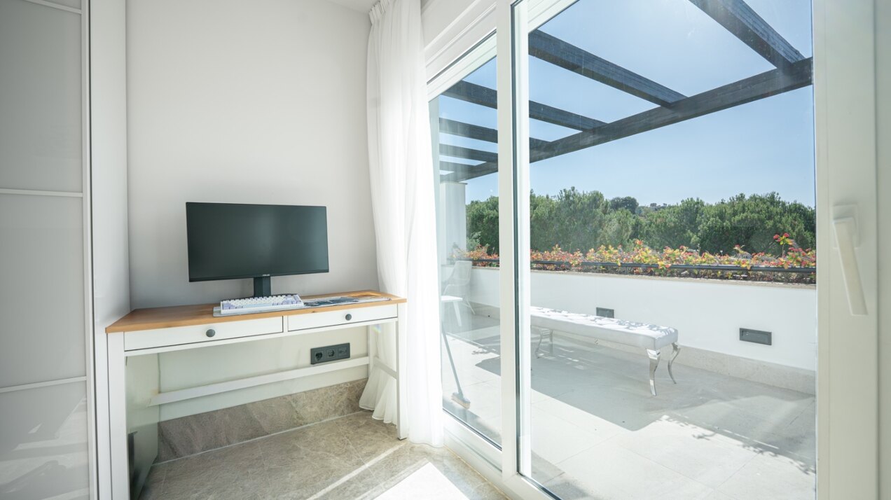 Townhouse offers luxury Mediterranean living in Marbella