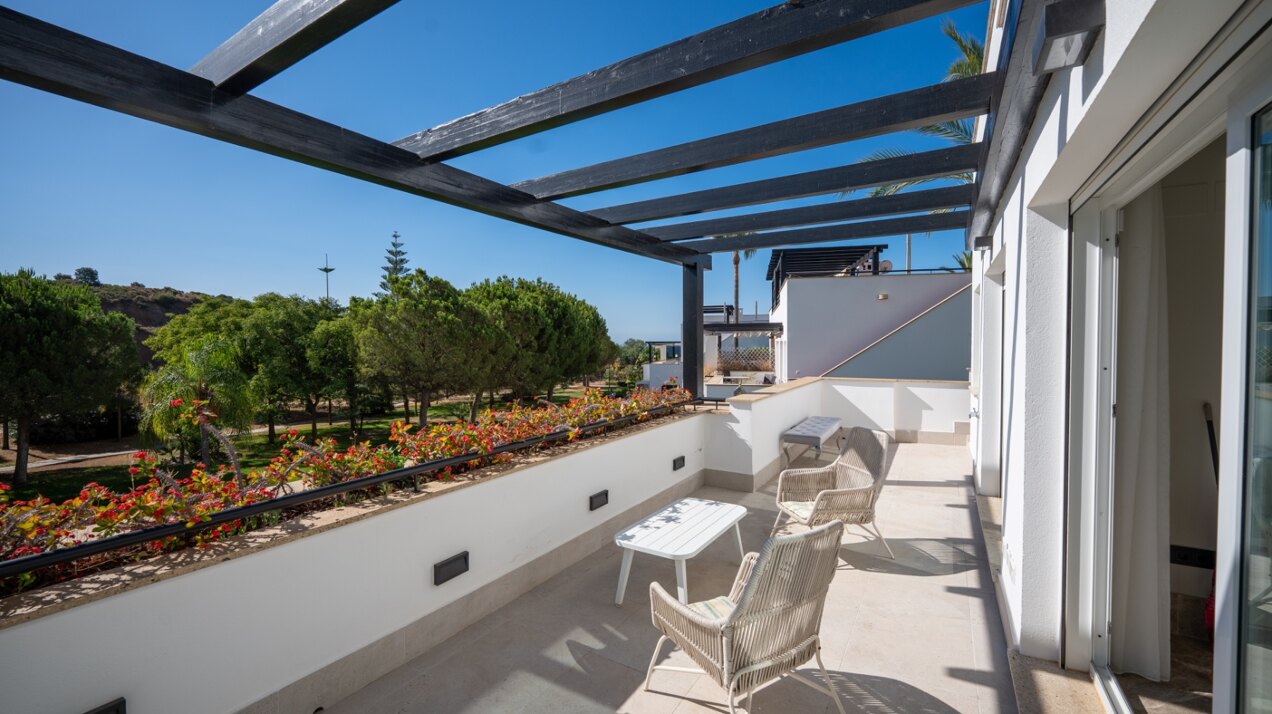 Townhouse offers luxury Mediterranean living in Marbella