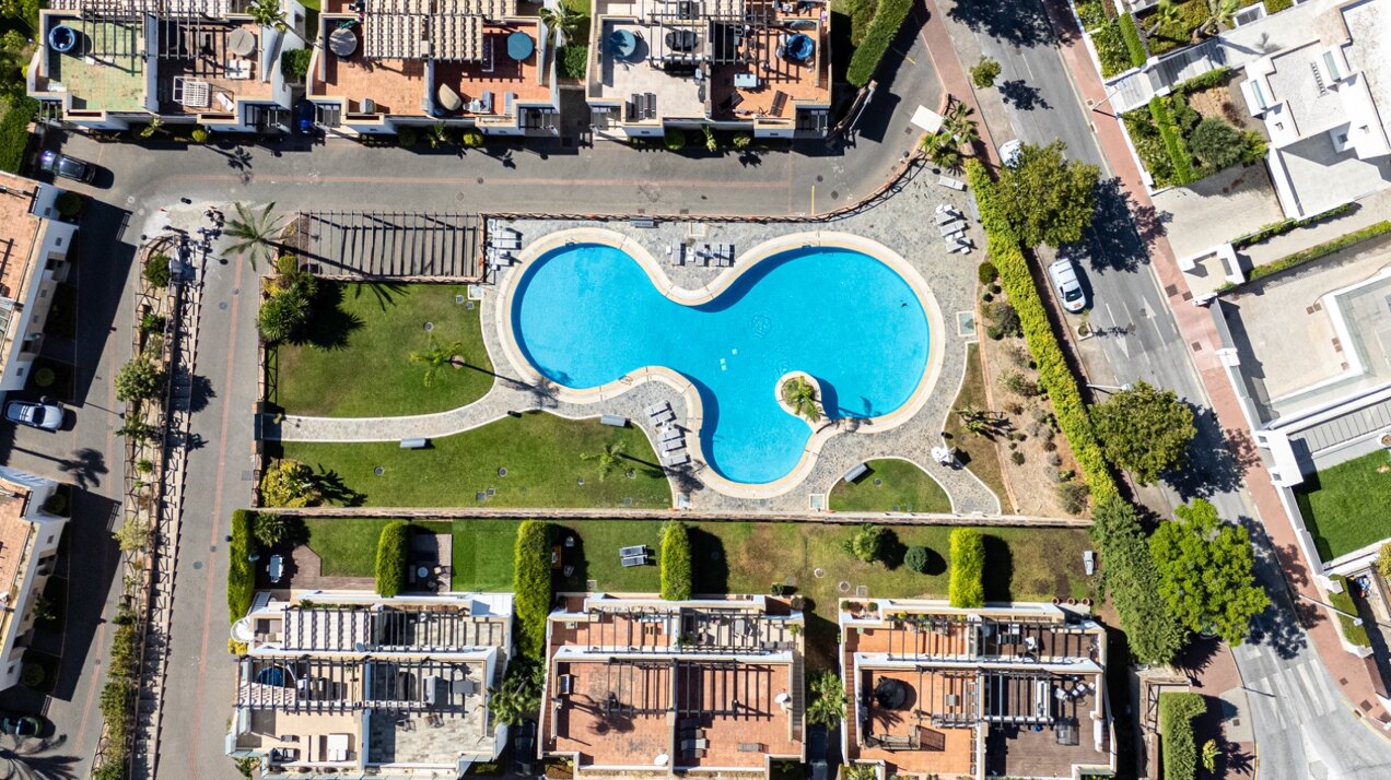Townhouse offers luxury Mediterranean living in Marbella