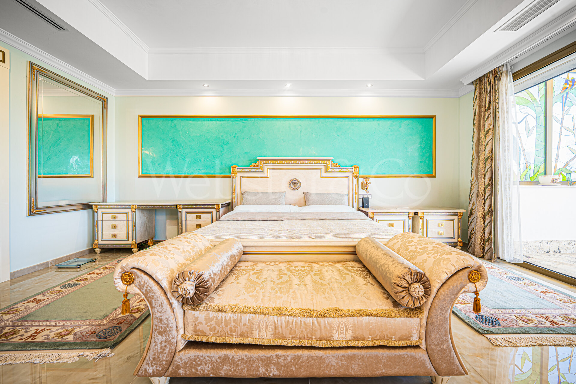 Villa Veliko - Beachside Elegance, The Golden Mile