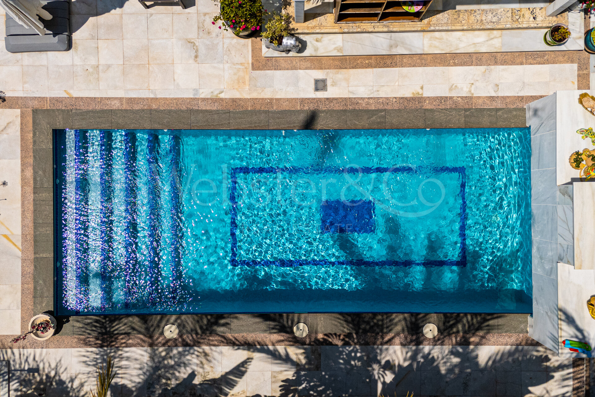 Villa Veliko - Beachside Elegance, The Golden Mile