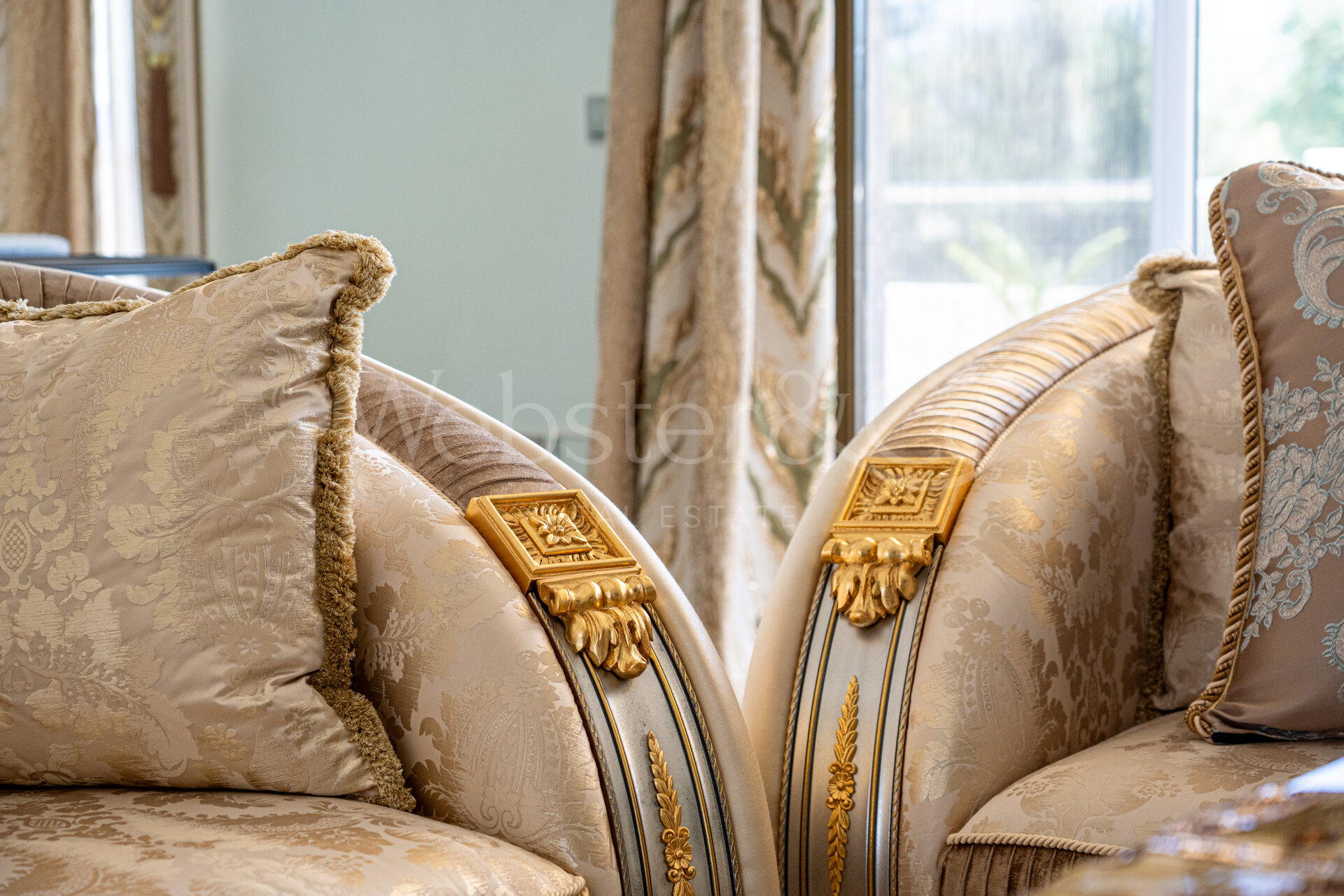 Villa Veliko - Beachside Elegance, The Golden Mile