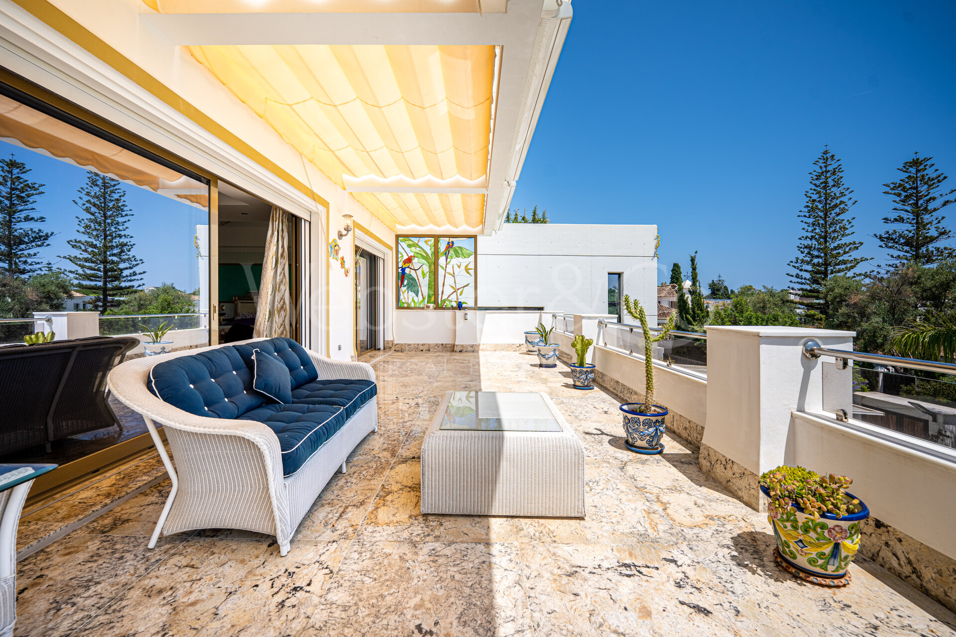 Villa Veliko - Beachside Elegance, The Golden Mile