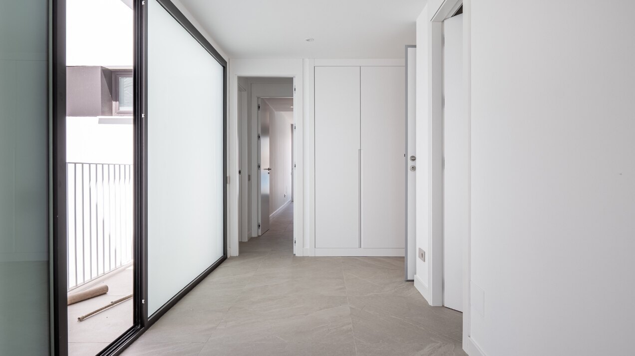 New, modern and light-filled duplex penthouse