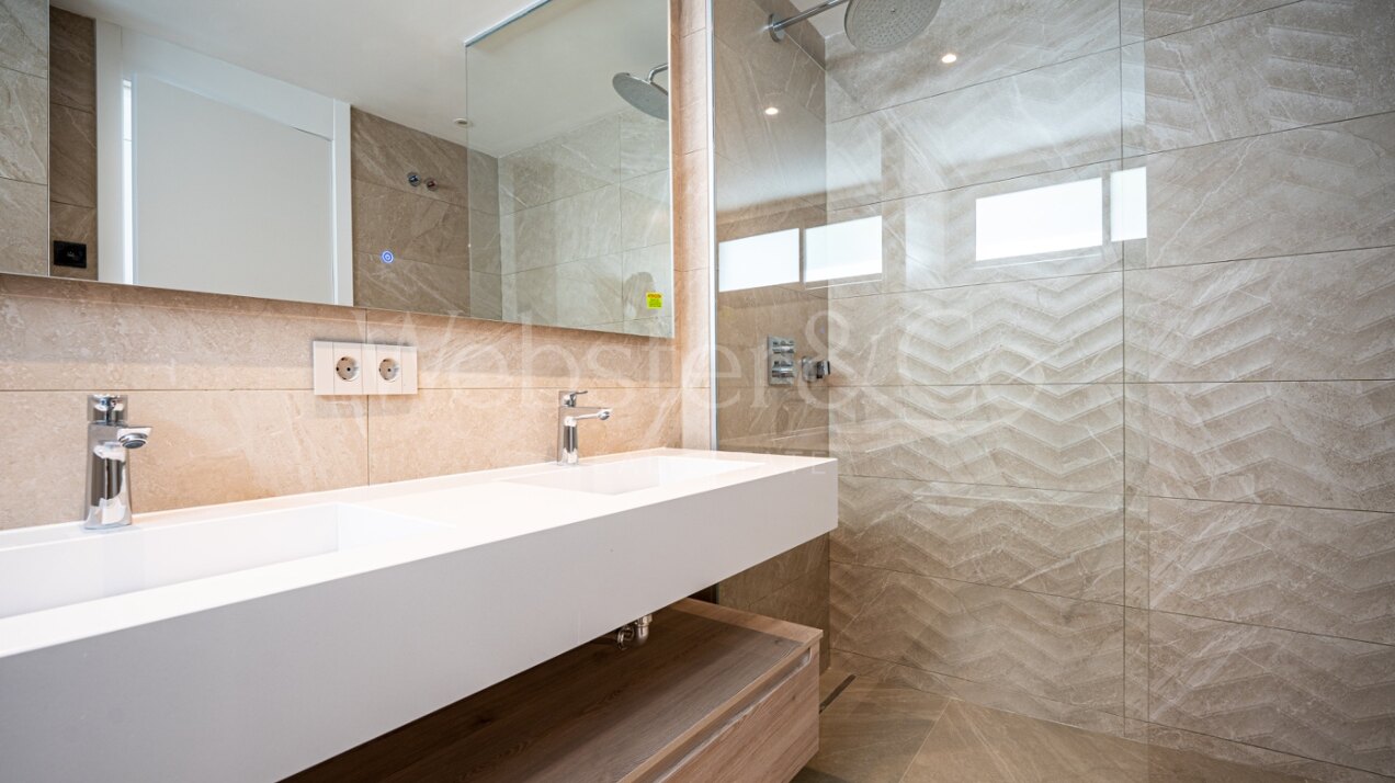 Penthouse Alma - Contemporary Duplex in Marbella