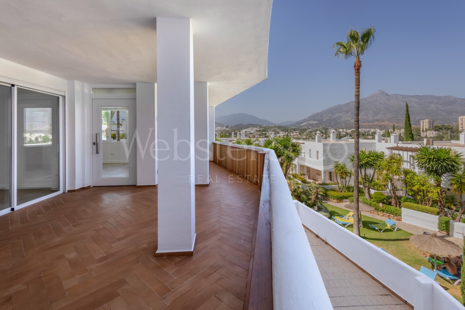 Apartment Jardines - Oasis in Nueva Andalucia