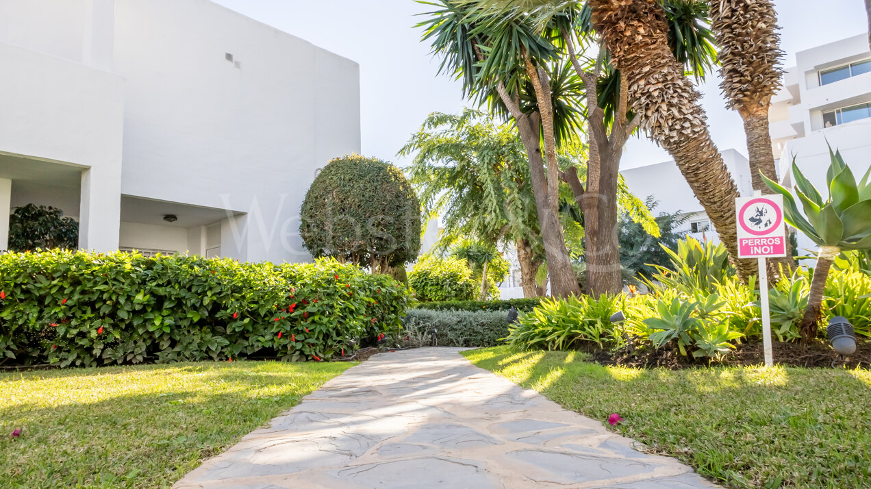 Apartment Jardines - Oasis in Nueva Andalucia