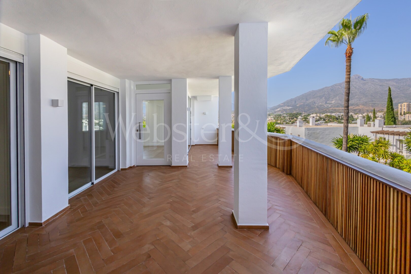 Apartment Jardines - Oasis in Nueva Andalucia