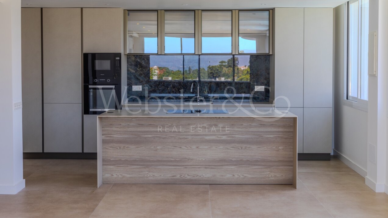 Apartment Jardines - Oasis in Nueva Andalucia