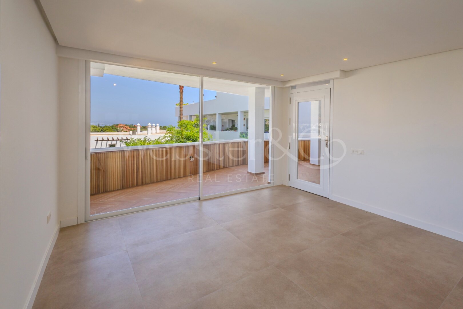 Apartment Jardines - Oasis in Nueva Andalucia