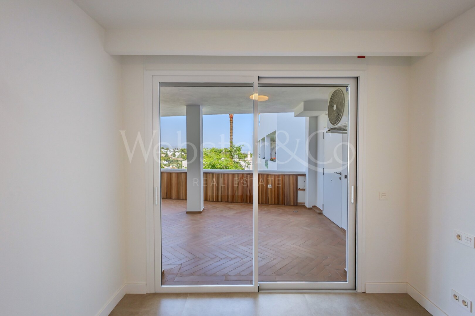 Apartment Jardines - Oasis in Nueva Andalucia