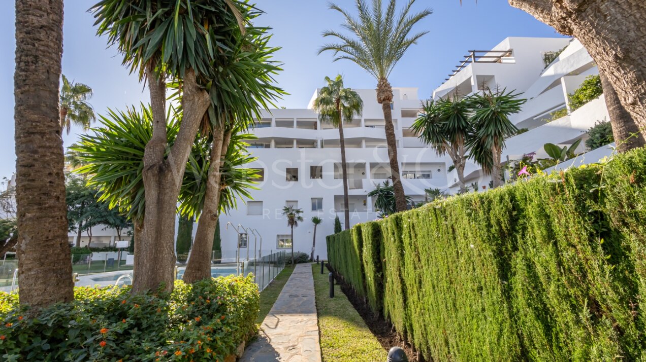 Apartment Jardines - Oasis in Nueva Andalucia
