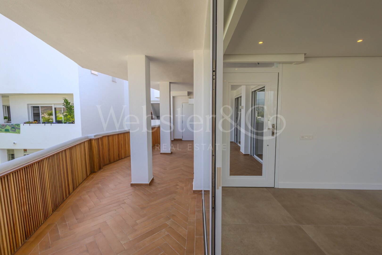 Apartment Jardines - Oasis in Nueva Andalucia