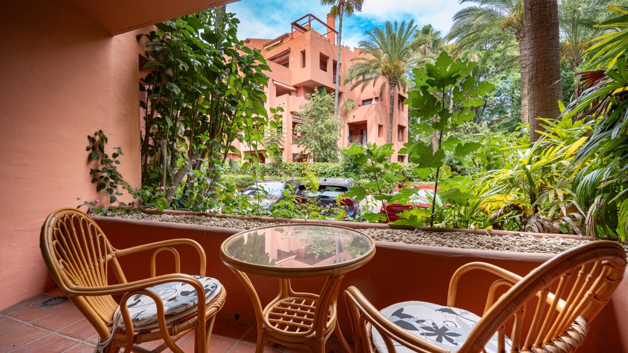 Frontline beach apartment offers total serenity