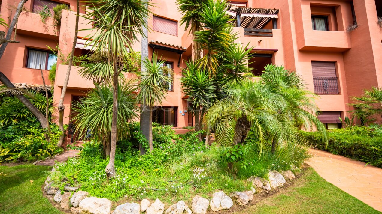 Frontline beach apartment offers total serenity