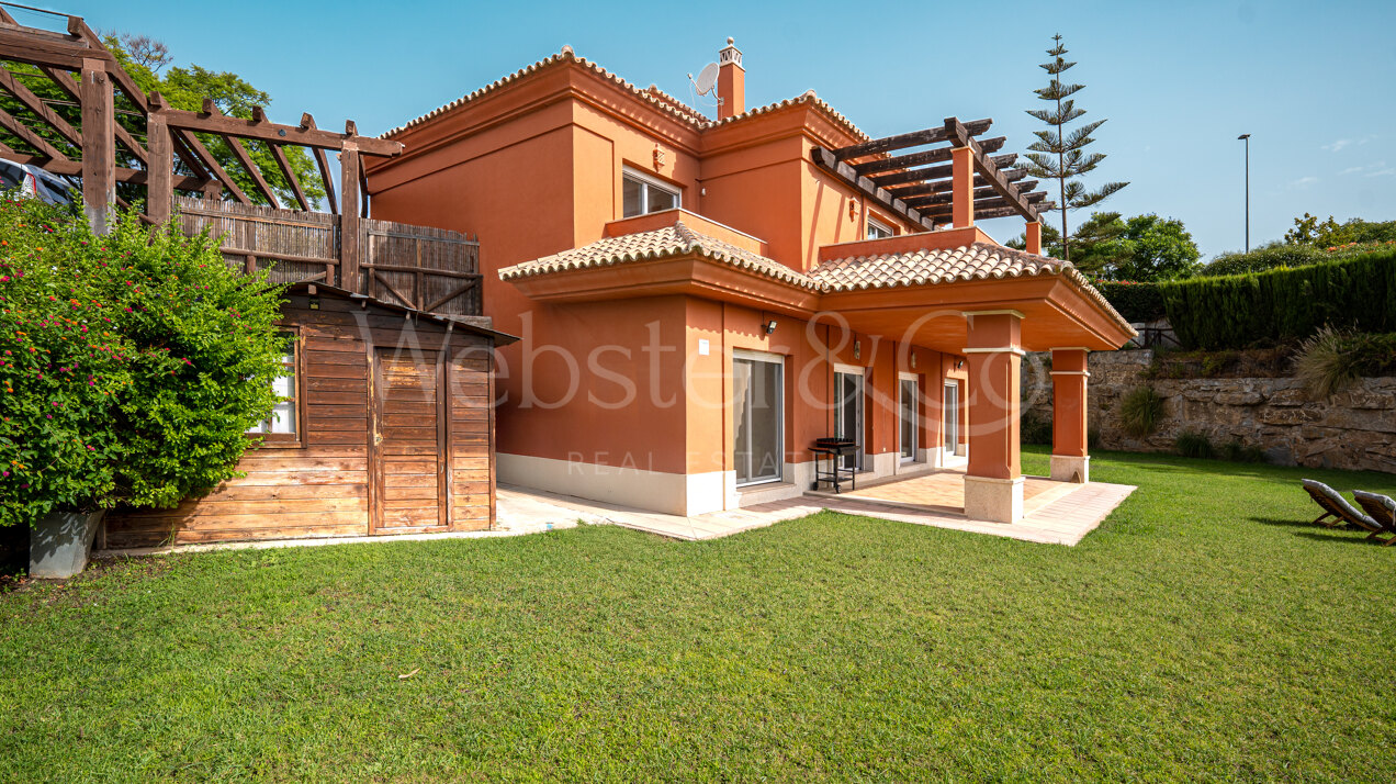 Villa Arancia - Frontline Golf Villa in Santa Clara